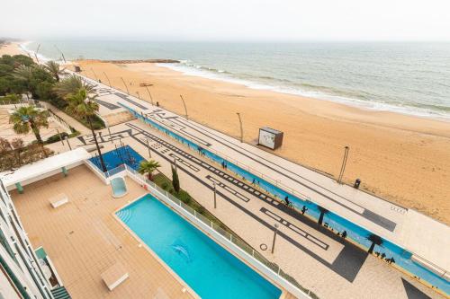 Seaview & Sunsets Apartment