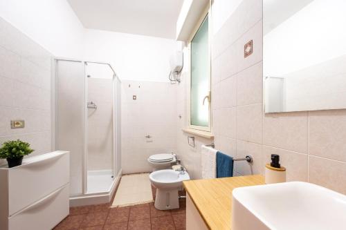 Ένα μπάνιο στο Verdi Bilo Roseto Vacanza