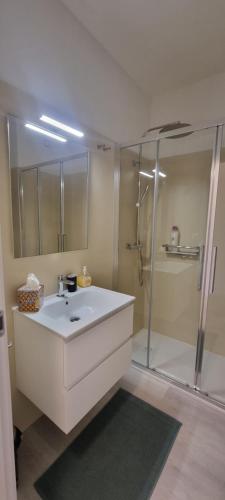 Ένα μπάνιο στο La Dolce Vita