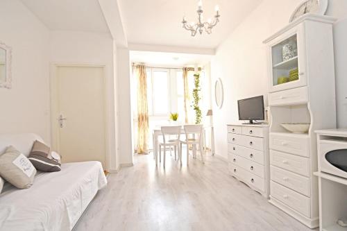 Tinel Rooms Old City Center