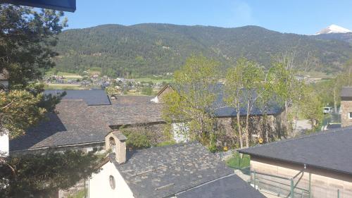 Residencia Aldosa -  Room  picture :   Shower    Bath    TV                           