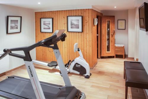 Fitness centrum a/nebo fitness zařízení v ubytování Best Western Plus Hotel Villa D'est
