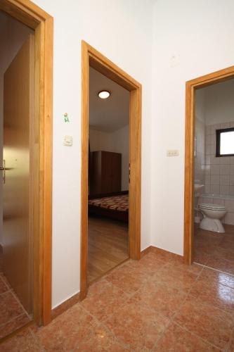 Apartments by the sea Pag - 6404