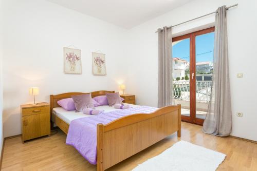 Apartment Okrug Gornji 9693a