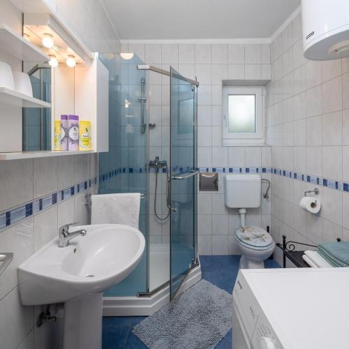 Apartments with WiFi Split - 21345