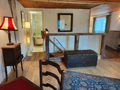 Photo de la galerie de l'établissement Ancienne petite ferme rénovée, à Saint-Régis-du-Coin