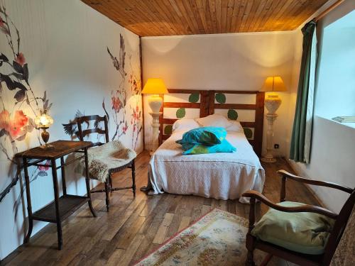 Photo de la galerie de l'établissement Ancienne petite ferme rénovée, à Saint-Régis-du-Coin