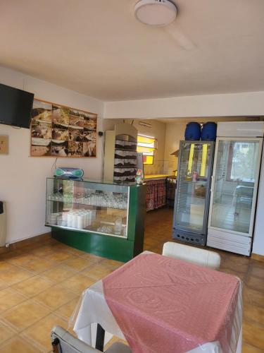 Kuchyň nebo kuchyňský kout v ubytování Hotel Car Mar