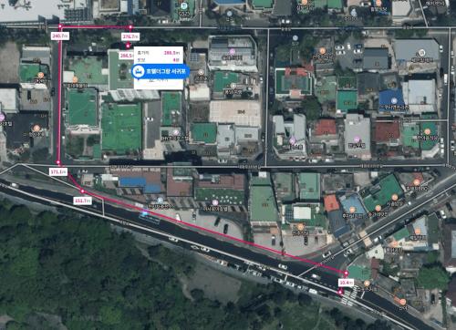 a map of a city with a highway and traffic at Hotel The Grang Seogwipo in Seogwipo