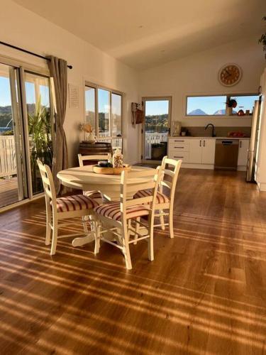 Imagen de la galería de Viola - Seaside Retreat, en Coles Bay