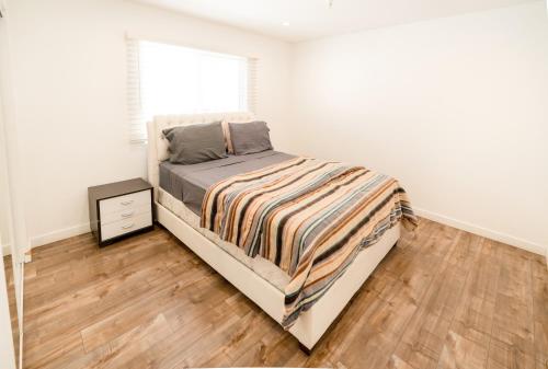 Imagen de la galería de Chic Koreatown 1 Bedroom Close to Downtown LA with free Gated Parking, en Los Ángeles