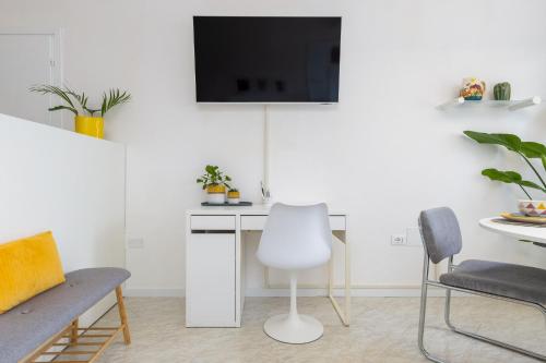 Μια τηλεόραση ή/και κέντρο ψυχαγωγίας στο APARTMENTS GASSER - Apartment 5