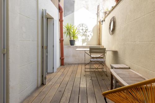 90m2 renové - terrasse en plein coeur de marseille