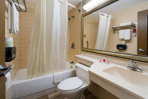Gallery image of Econolodge in Perry