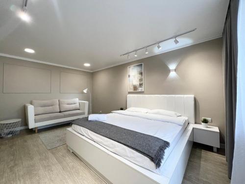 Postel nebo postele na pokoji v ubytování Luxury apartments