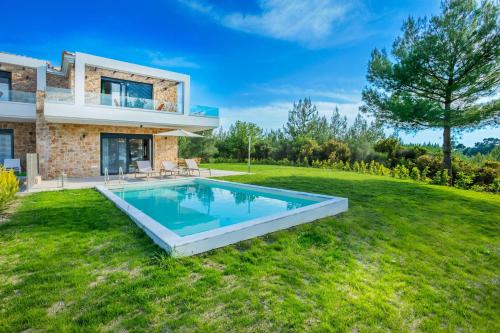 Πισίνα στο ή κοντά στο Epta Villas Luxury Redefined