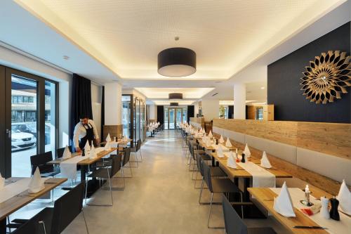 Restaurant o un lloc per menjar a Bayer 89 Vi Vadi Hotel