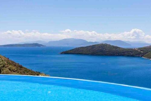 Galería fotográfica de Poros Blue Villa en Mikros Gialos
