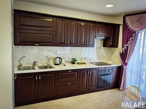 Una cocina o cocineta en Palace