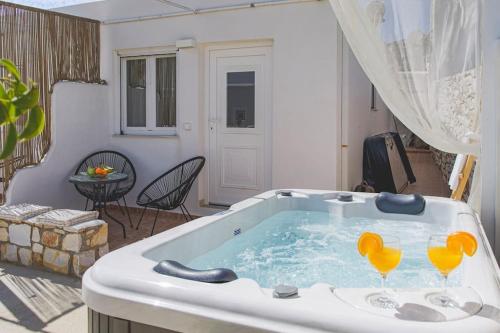 Irini's Earth house with Jacuzzi