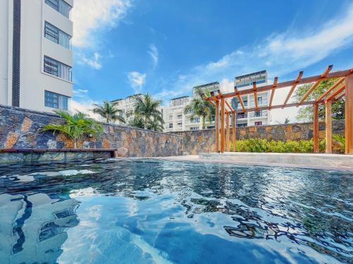 Bazén v ubytování Phoenix Valley Suite - Exclusive Apartment + Pool nebo v jeho okolí