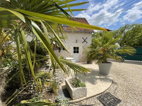 Gîte confort aux portes des châteaux, jardin, terrasse, WIFI, vélos, proche A85 et balades nature - FR-1-381-502