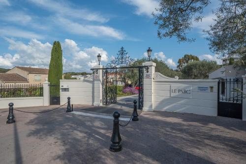 LE PARC Apartment for 5 By Sunset