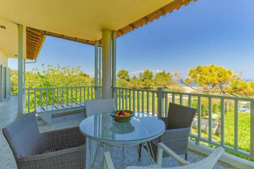 Gallery image of The bright house by the sea in Afitos