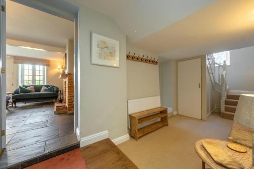 Pine Cottage – Photos 2
