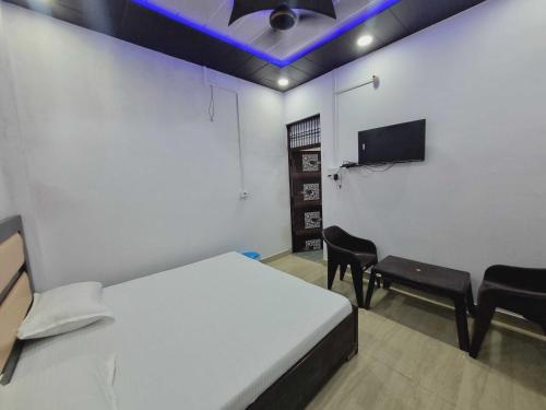 Φωτογραφία από το άλμπουμ του Hotel O Shiva & Restaurant σε Bulandshahr