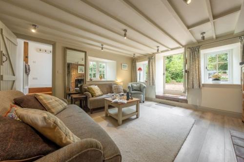 Sutton Cottage – Photos 5