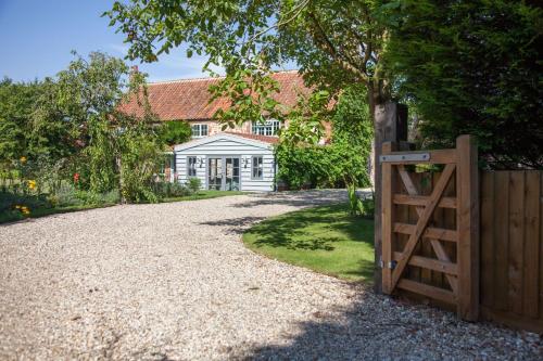 Swan Cottage – Photos 2