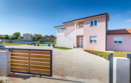 Apartment Villa ElFi with private pool
