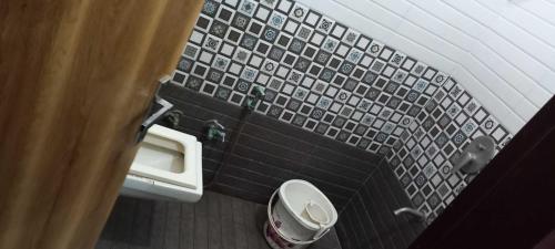 OYO Hotel Second Home – Photos 4