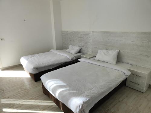 Villa 7 – A Captivating 2 Bedroom 2 Bathroom Rooftop Apartment