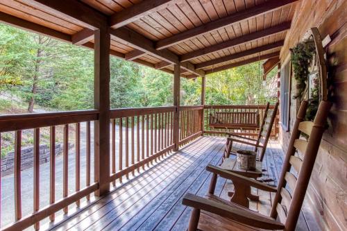 Balkón nebo terasa v ubytování ER254 - Hibernation Hideaway cabin