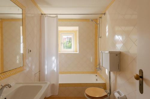 Secret Garden Apartment in Alfama