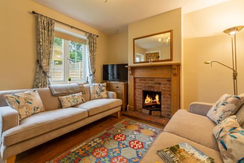 2 Hall Lane Cottages – Photos 3