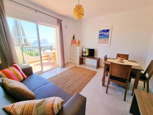 Flamingo Apartment - Imperial Park - Sea View, 6 Pools, Terrace