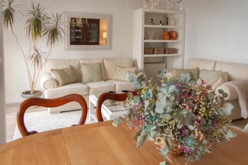 Bonito y luminoso apartamento en Rosalía de Castro