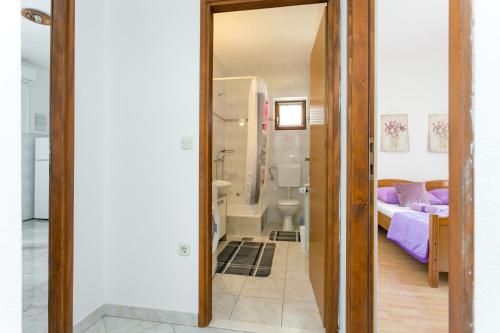 Apartments by the sea Okrug Gornji, Ciovo - 9693