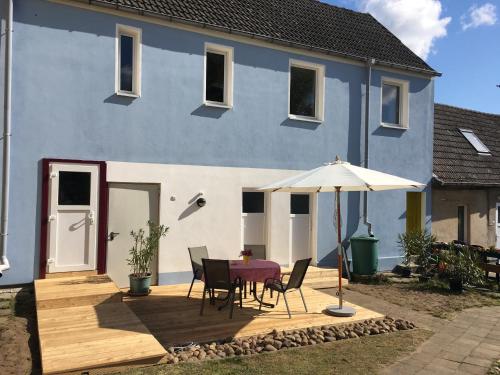 Fotografie z fotogalerie ubytování Schöne 3Zimmer Ferienwohnung direkt am Baalensee v destinaci Fürstenberg-Havel