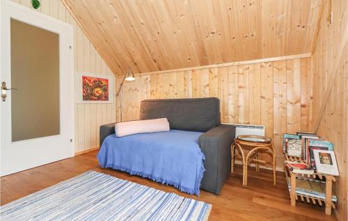 Postel nebo postele na pokoji v ubytování Amazing Home In Strem With Wifi