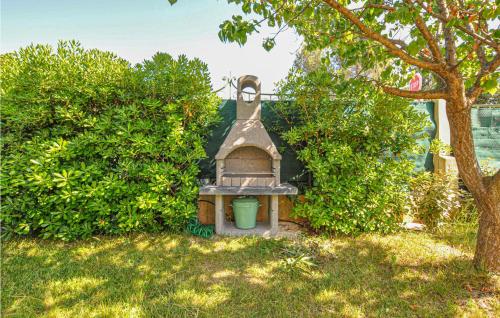 Lovely Home In Saint Raphael