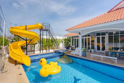 Πισίνα στο ή κοντά στο Baan Kiang Lay Phu View Private Pool Villa in Central Hua Hin