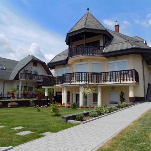 Apartment Gyenesdias 3