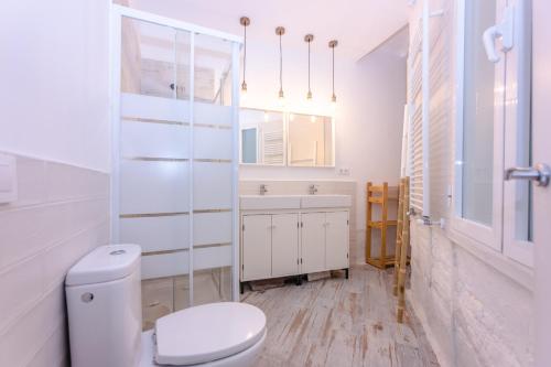For Your Rentals Título Moderno y elegante apartamento TEMPORAL en barrio Ibiza MEN300