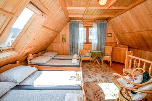 Dom u Waki 객실 침대