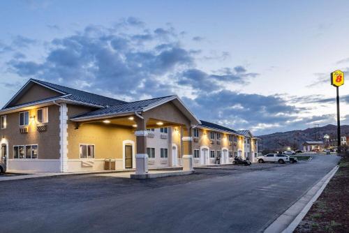 a building on the side of a street at Super 8 by Wyndham Richfield UT in Richfield