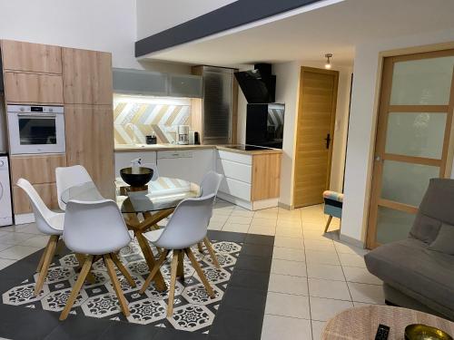 Photo de la galerie de l'établissement Appartement Cosy - Les Ecureuils, à Arès